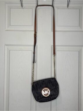 Michael Kors Mk Small Logo Crossbody Bag
